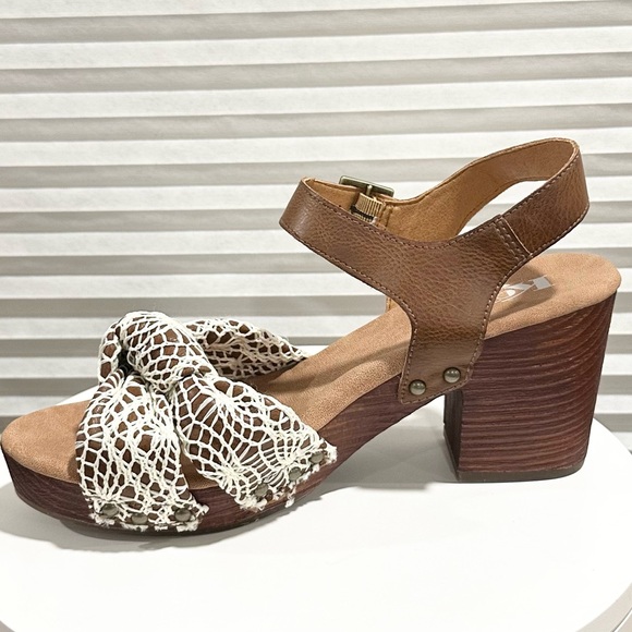 🌸KORKS🌸 Natalia Crochet Know Sandal Size: 10M - Picture 3 of 9